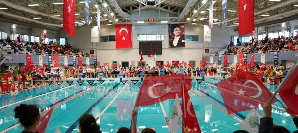 ŞEHİTKAMİL’DE, KULAÇLAR CUMHURİYET İÇİN ATILDI