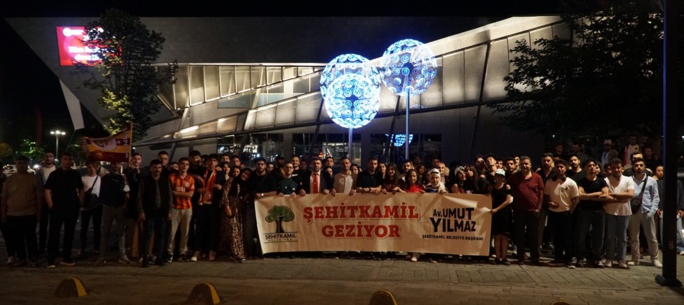 ŞEHİTKAMİLLİ GENÇLERDEN SAMSUN ÇIKARMASI