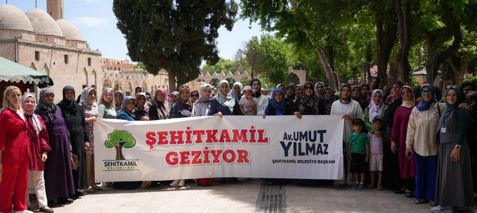 ŞEHİTKAMİLLİ KADINLARDAN ŞANLIURFA’YATARİHİ GEZİ