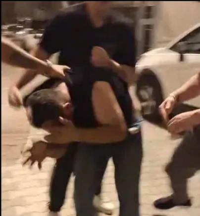 Tacizci mahalleyi ayağa kaldırdı