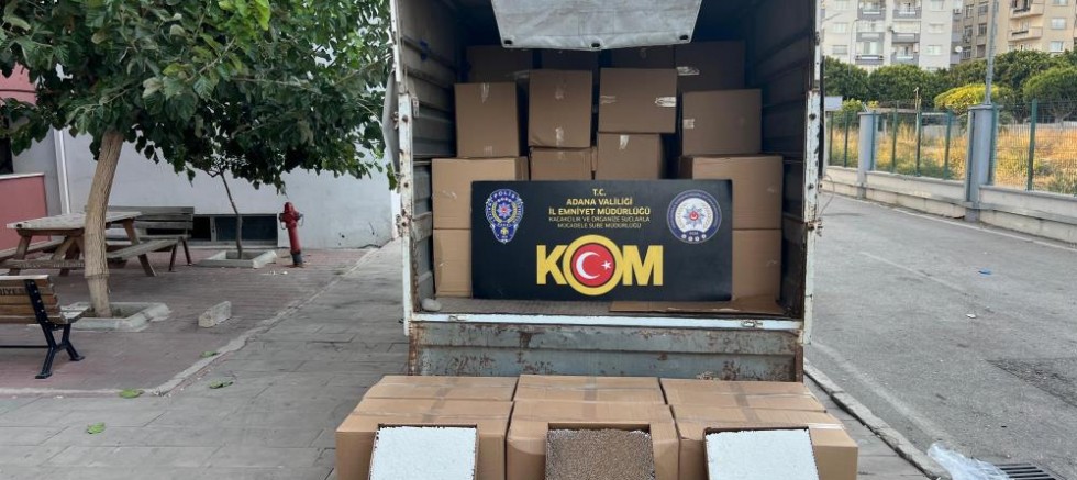 TAG Otoyolu'nda Durdurulan Kamyonetten Servet Çıktı