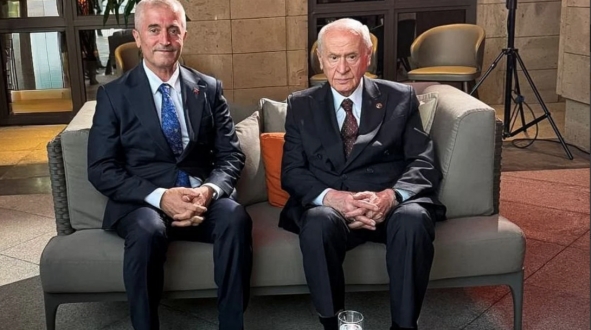 Tahmazoğlu Ahlat’ta Bahçeli ile Bir Araya Geldi