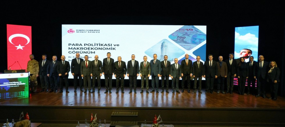 TCMB BAŞKANI DR. FATİH KARAHAN, GAZİANTEP’TE İŞ DÜNYASIYLA BULUŞTU