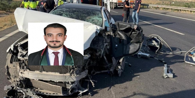 Tır ile çarpışan otomobilin sürücüsü genç avukat hayatını kaybetti