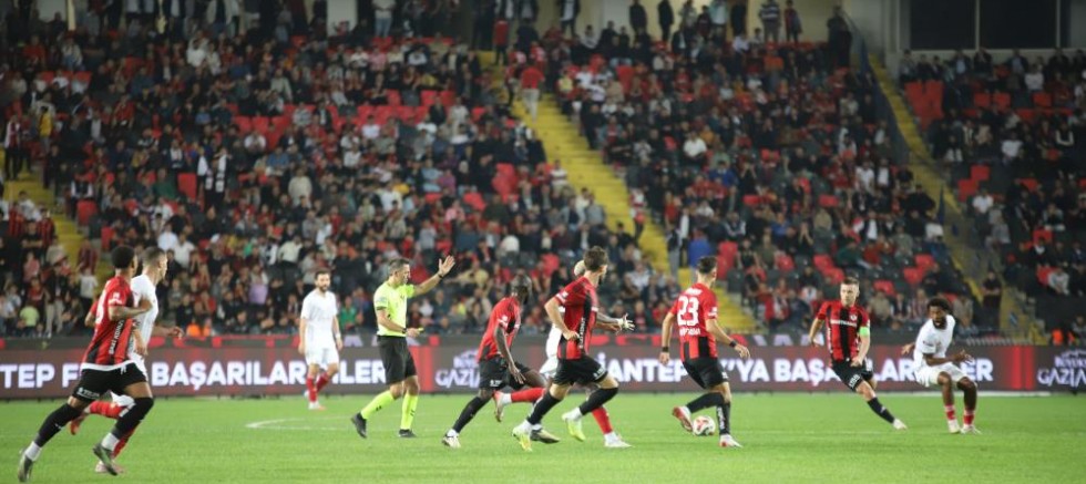 Trendyol Süper Lig: Gaziantep FK: 3 - Antalyaspor: 2 (Maç sonucu)