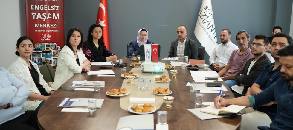 TÜRKİYE’DE BİR İLK: ENGELSİZ YAŞAM MERKEZİ’NDE BİLİM KURULU KURULDU