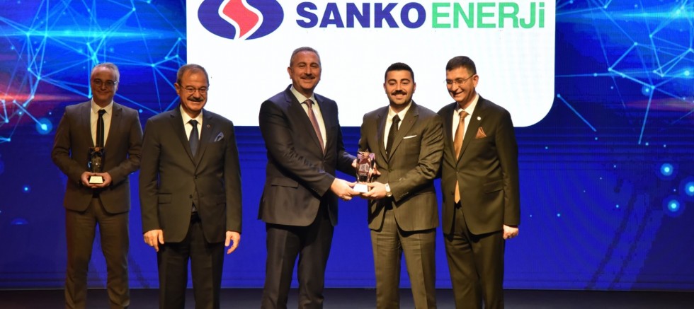 TÜRKİYE’NİN 500 BÜYÜK SANAYİ KURULUŞU ARASINA GİREN SANKO’NUN 4 ŞİRKETİ ÖDÜLLENDİRİLDİ