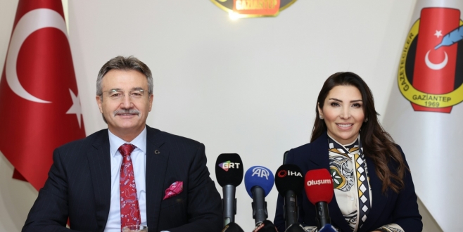 Tüzmen: “Fakirleşmiş komşularla ticaret yapmak zorundayız”