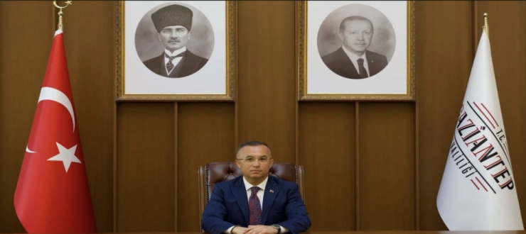 Vali Kemal Çeber’den 25 Aralık Gaziantep’in Kurtuluş Yıl Dönümü Mesajı