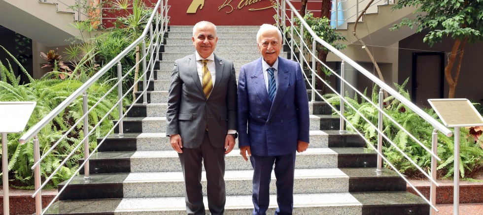  VEHBİ DİNÇERLER'DEN GAÜN REKTÖRÜNE ZİYARET