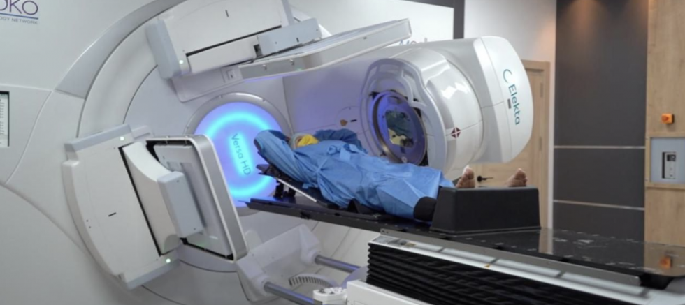 Yapay zeka destekli radyoterapi cihazıyla kanser tedavisi