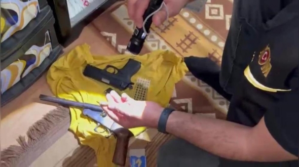 yasa dışı silah ticareti operasyonu: 2 tutuklama