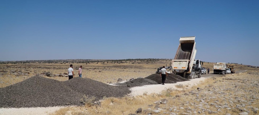 YILLARDIR BOZUK OLAN ŞEHİTKAMİL-PAZARCIK YOLU YENİLENDİ