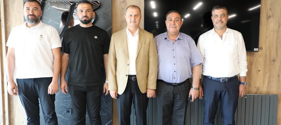 YUMURTA ÜRETİCİLERİ BİRLİĞİ’NDE BAYRAK DEĞİŞİMİ