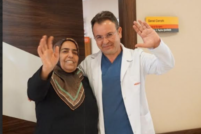 Zor Bir Vaka, Hayat Kurtaran Çözüm: Uyanık Ameliyatla Sağlığına Kavuştu